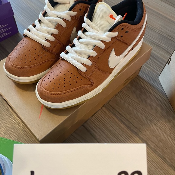 Nike Dunks - Picture 8 of 8